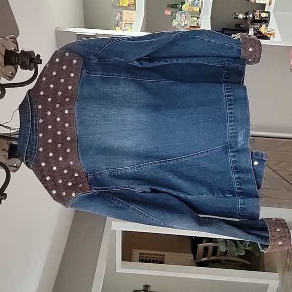 Jean jacket - Picture 6 of 6